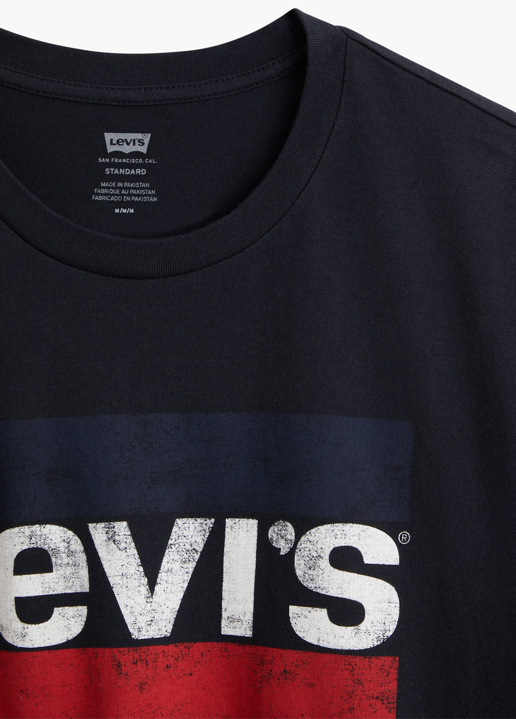 Черная футболка Levi's