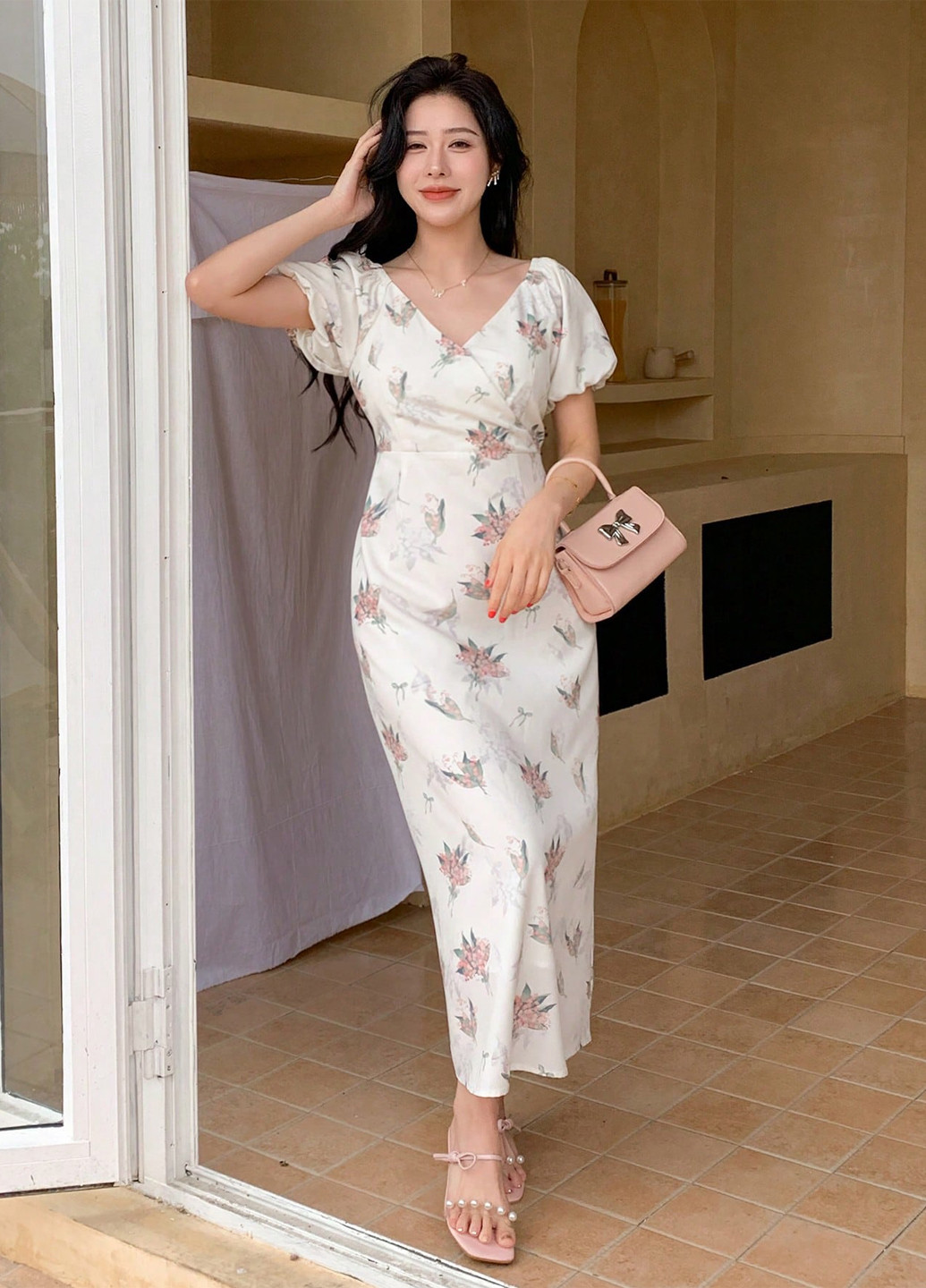 Молочна кежуал сукня SHEIN з квітковим принтом