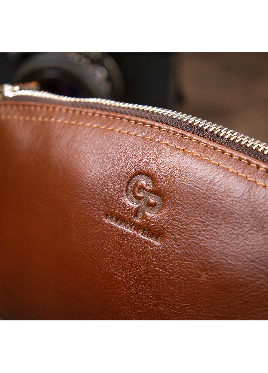 Жіноча шкіряна косметичка 23х10х7 см Grande Pelle (252417279)