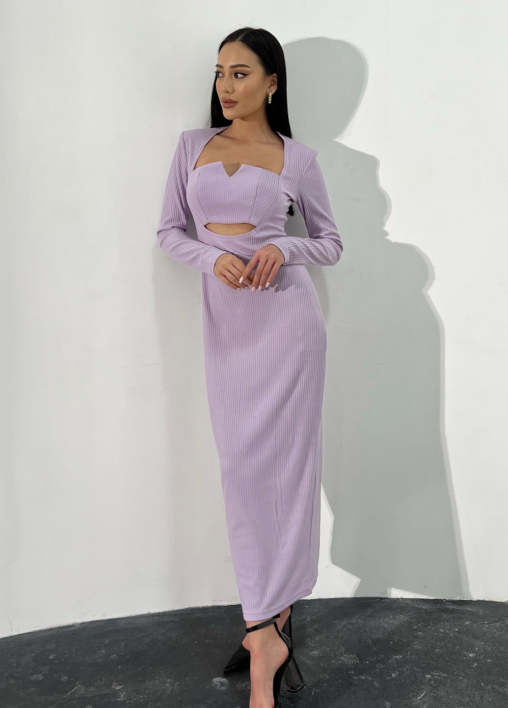 Сиреневое вечернее платье прилегающего силуэта длина миди Jadone Fashion
