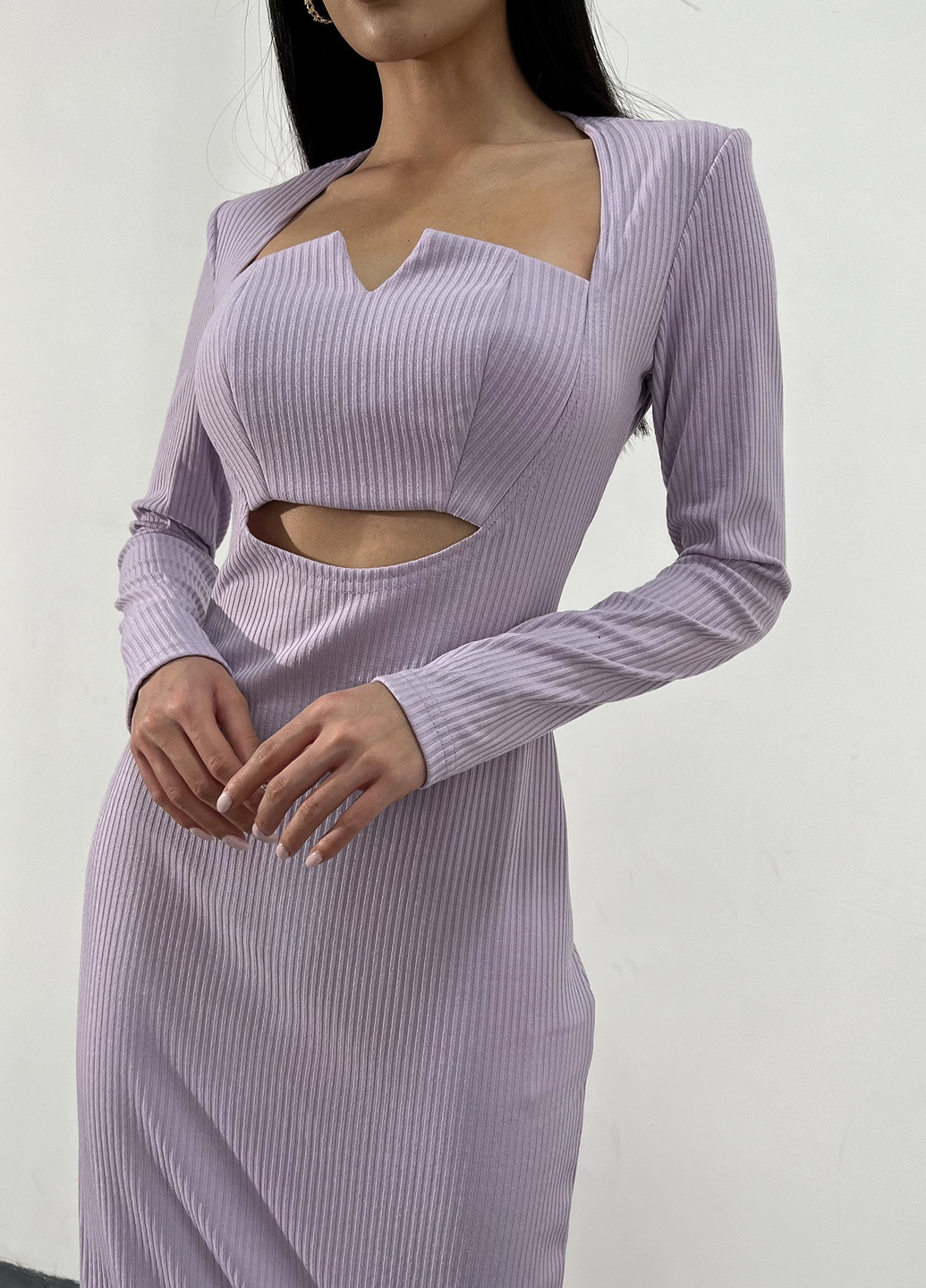 Сиреневое вечернее платье прилегающего силуэта длина миди Jadone Fashion