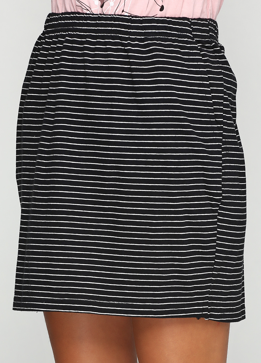 Черная кэжуал в полоску юбка Vila