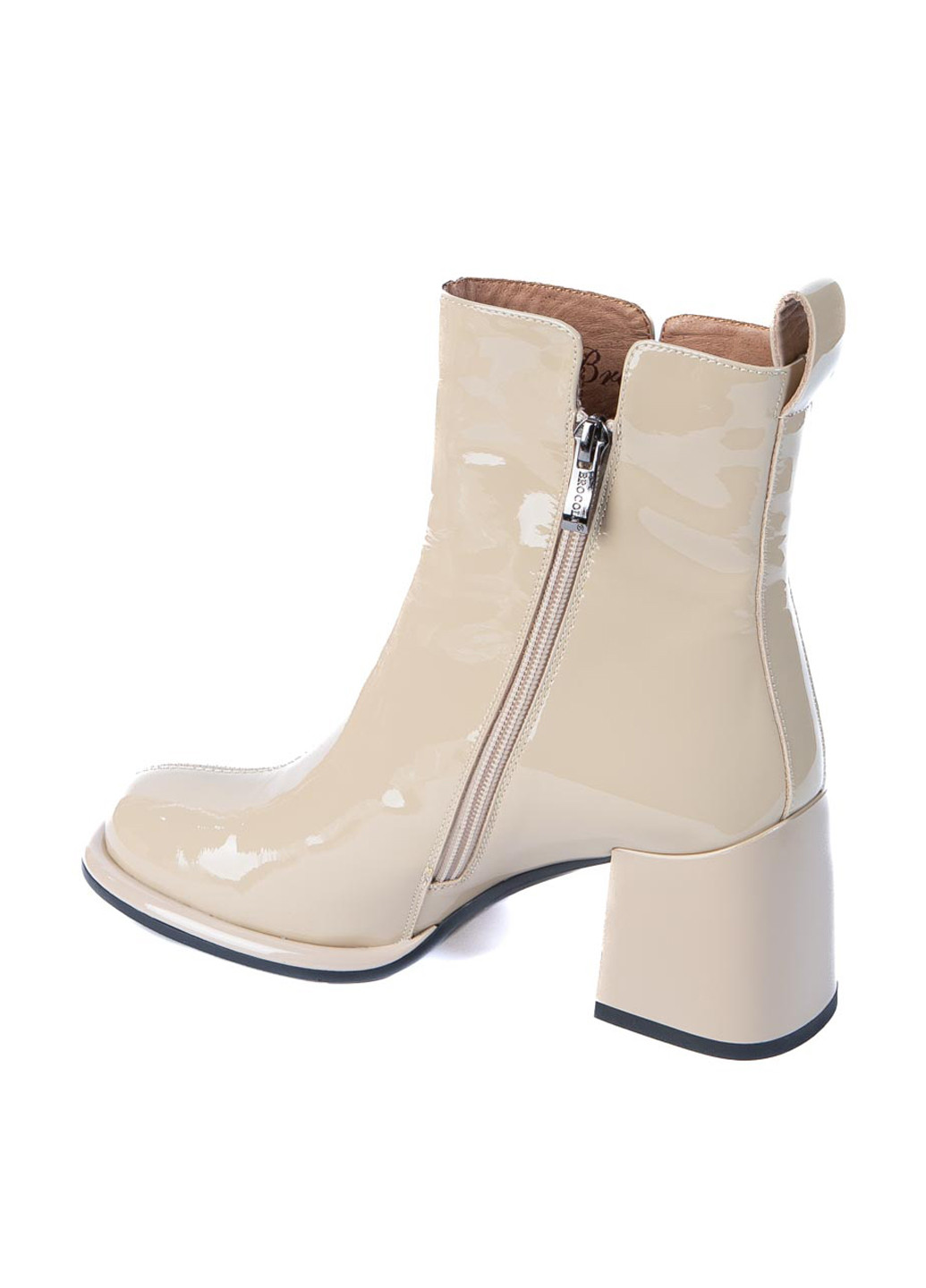 Осенние ботинки Brocoli лаковые, с пряжкой