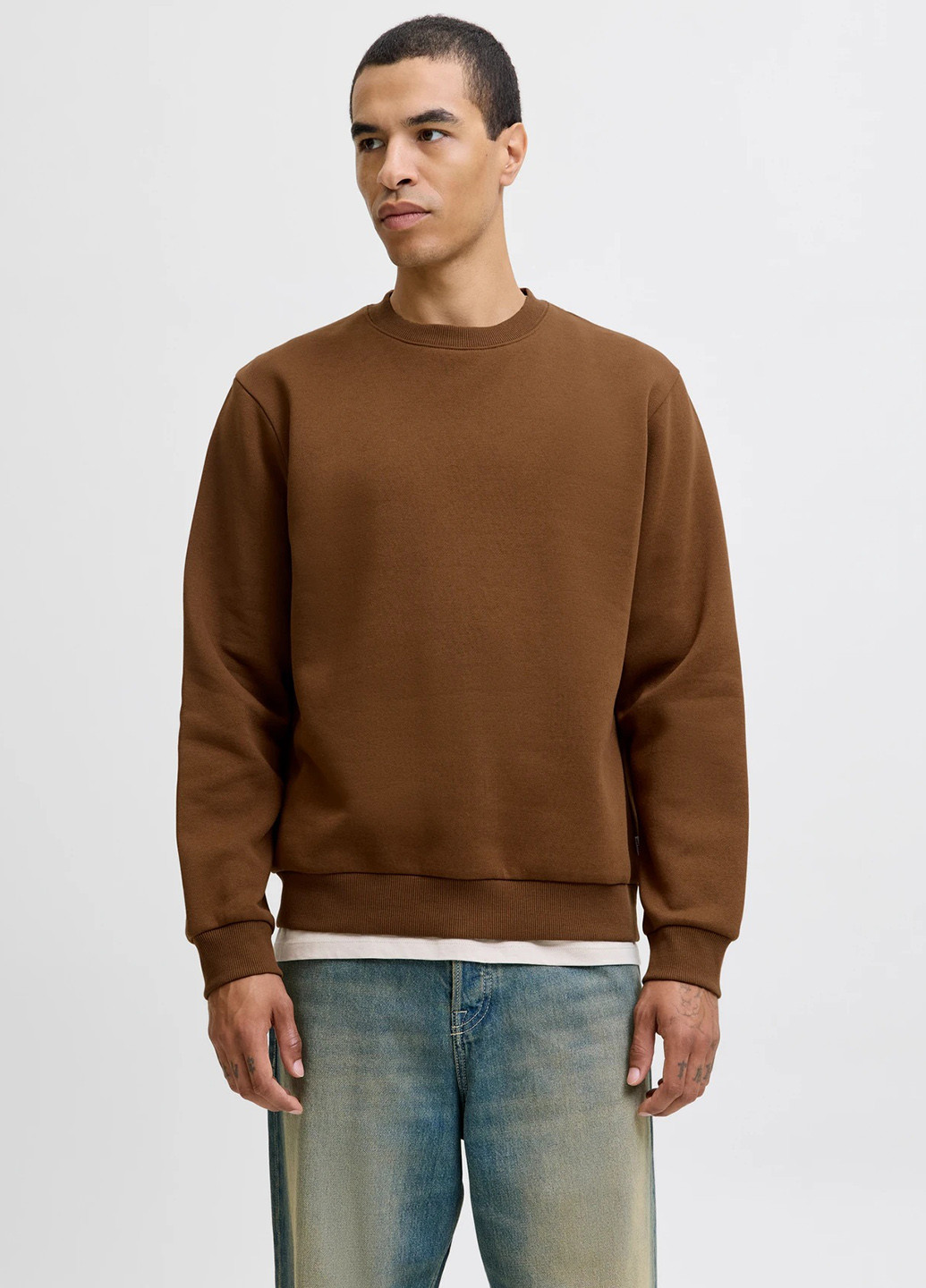 Коричневый свитшот Jack & Jones однотонный без декора (354686450)