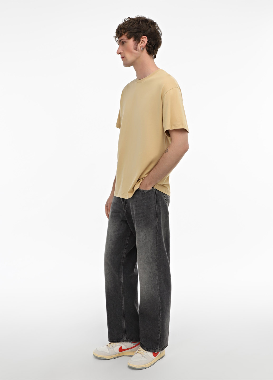 Горчичная футболка Promin