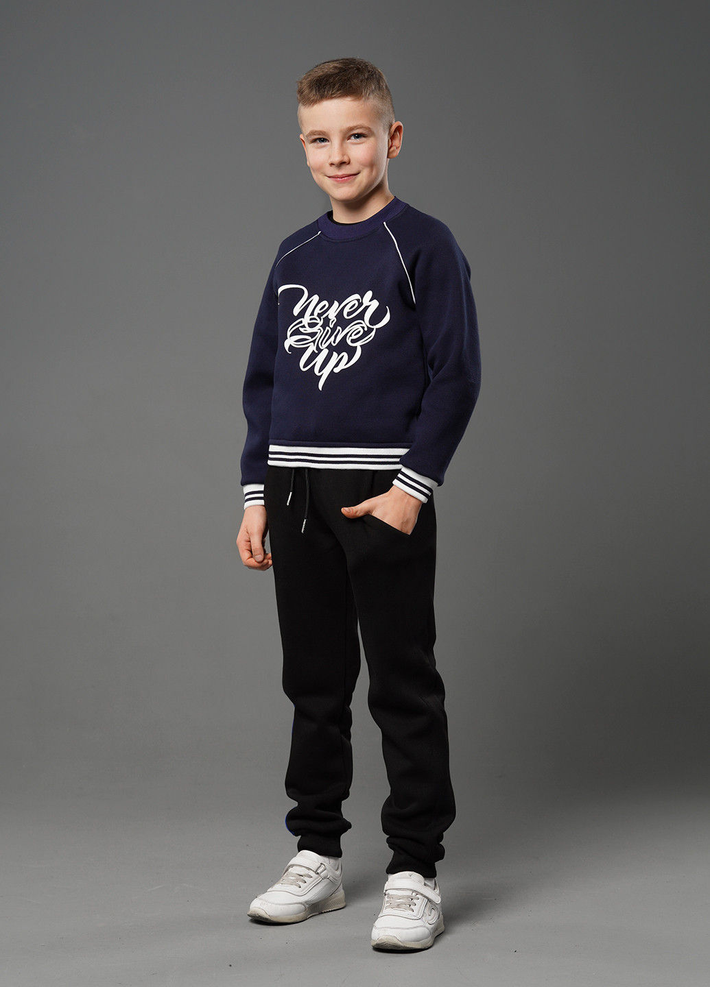 Sinthia світшот напис темно-синій casual напис темно-синій кежуал