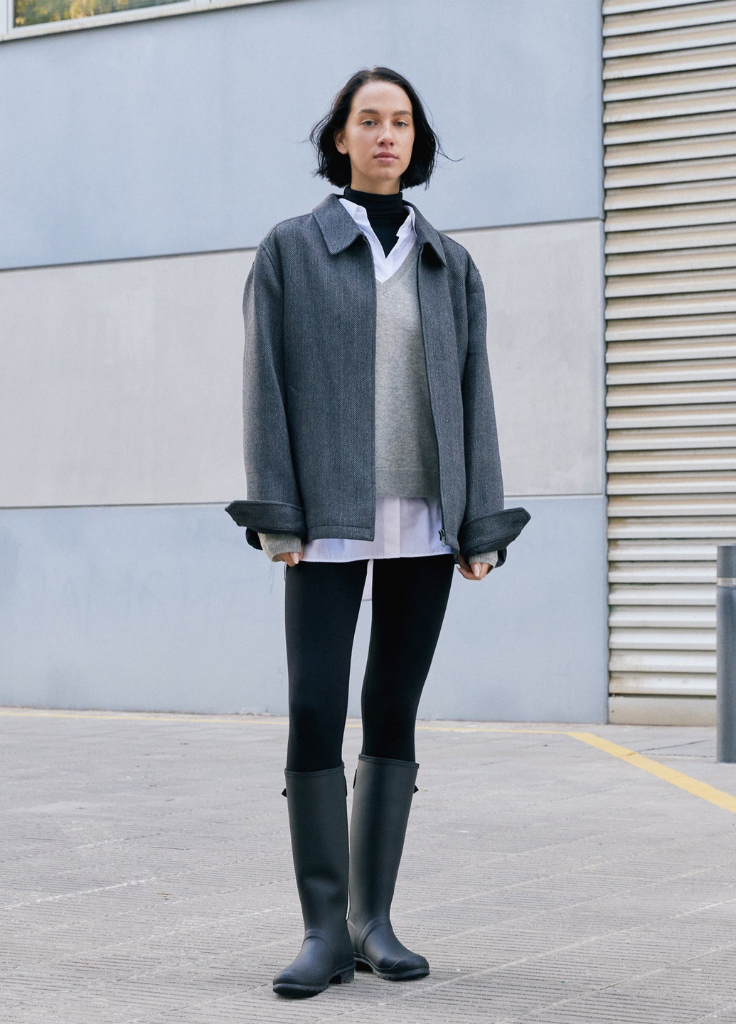 Серая демисезонная куртка куртка-пиджак Uniqlo