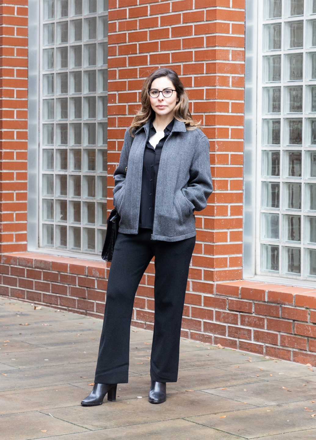 Серая демисезонная куртка куртка-пиджак Uniqlo