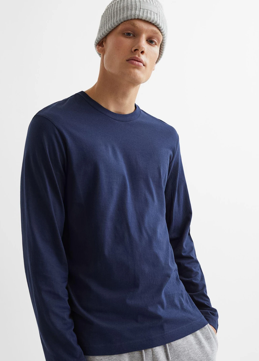 Темно-синий лонгслив H&M