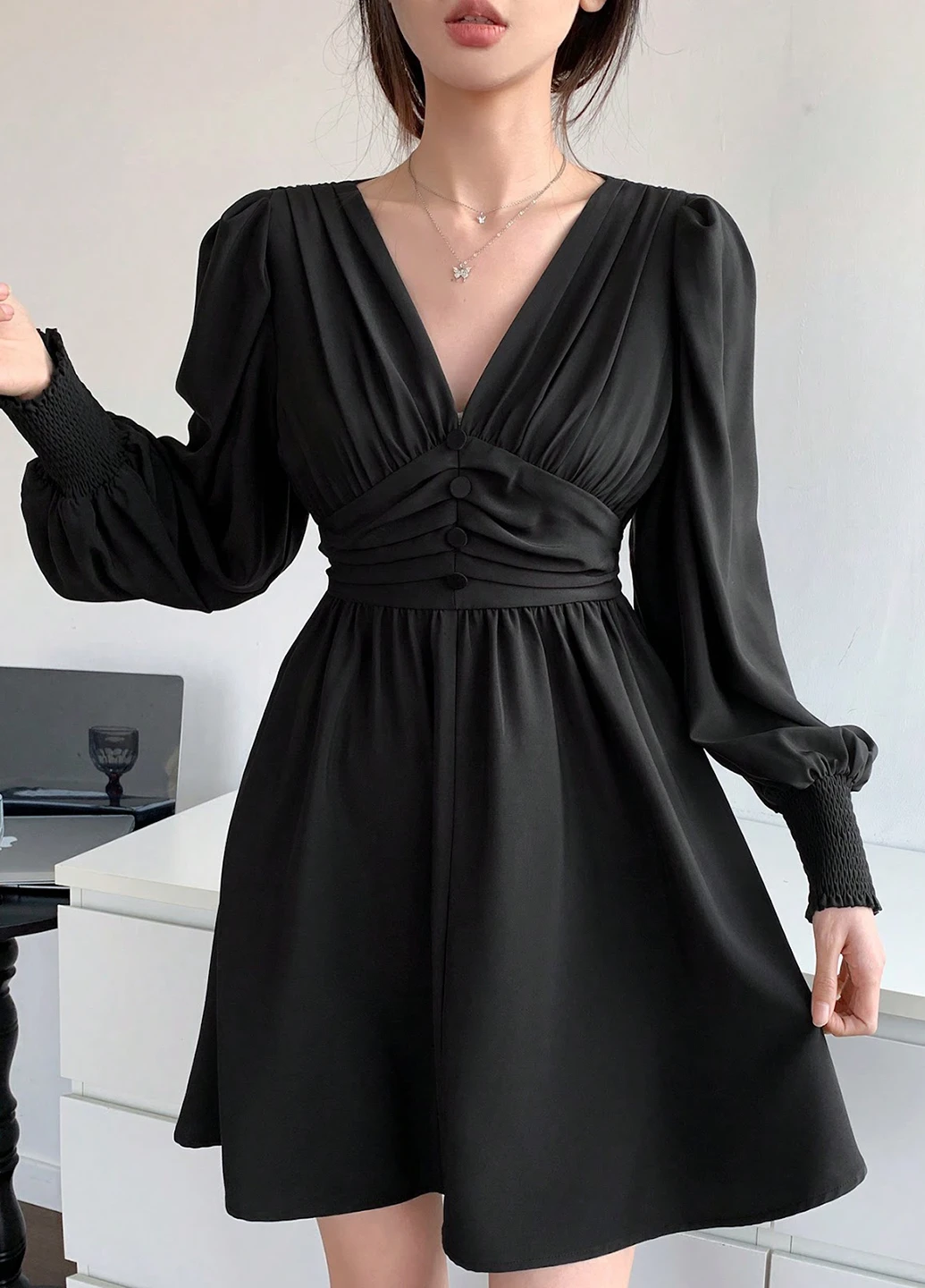 Черное кэжуал платье а-силуэт SHEIN однотонное