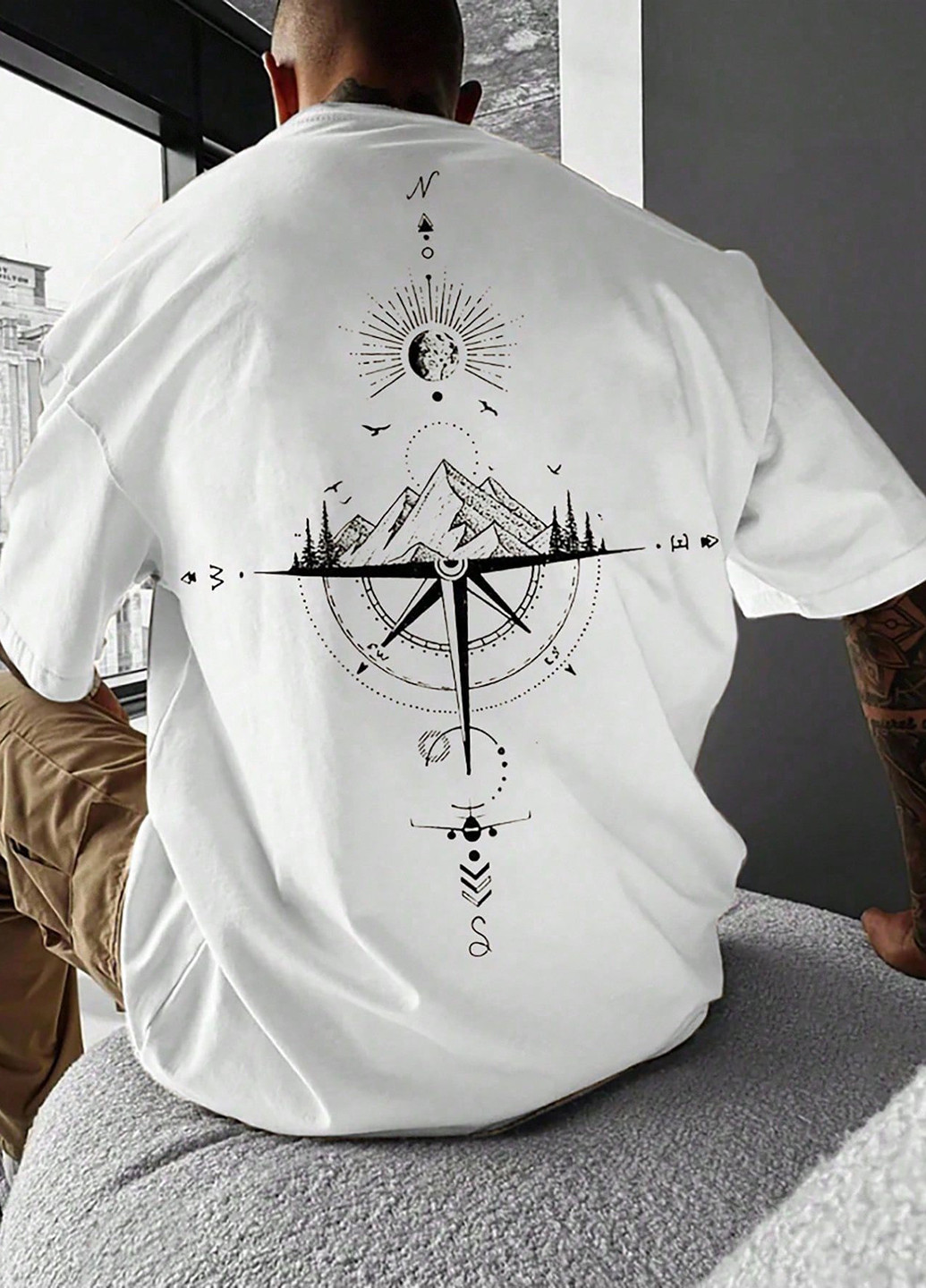 Белая футболка SHEIN