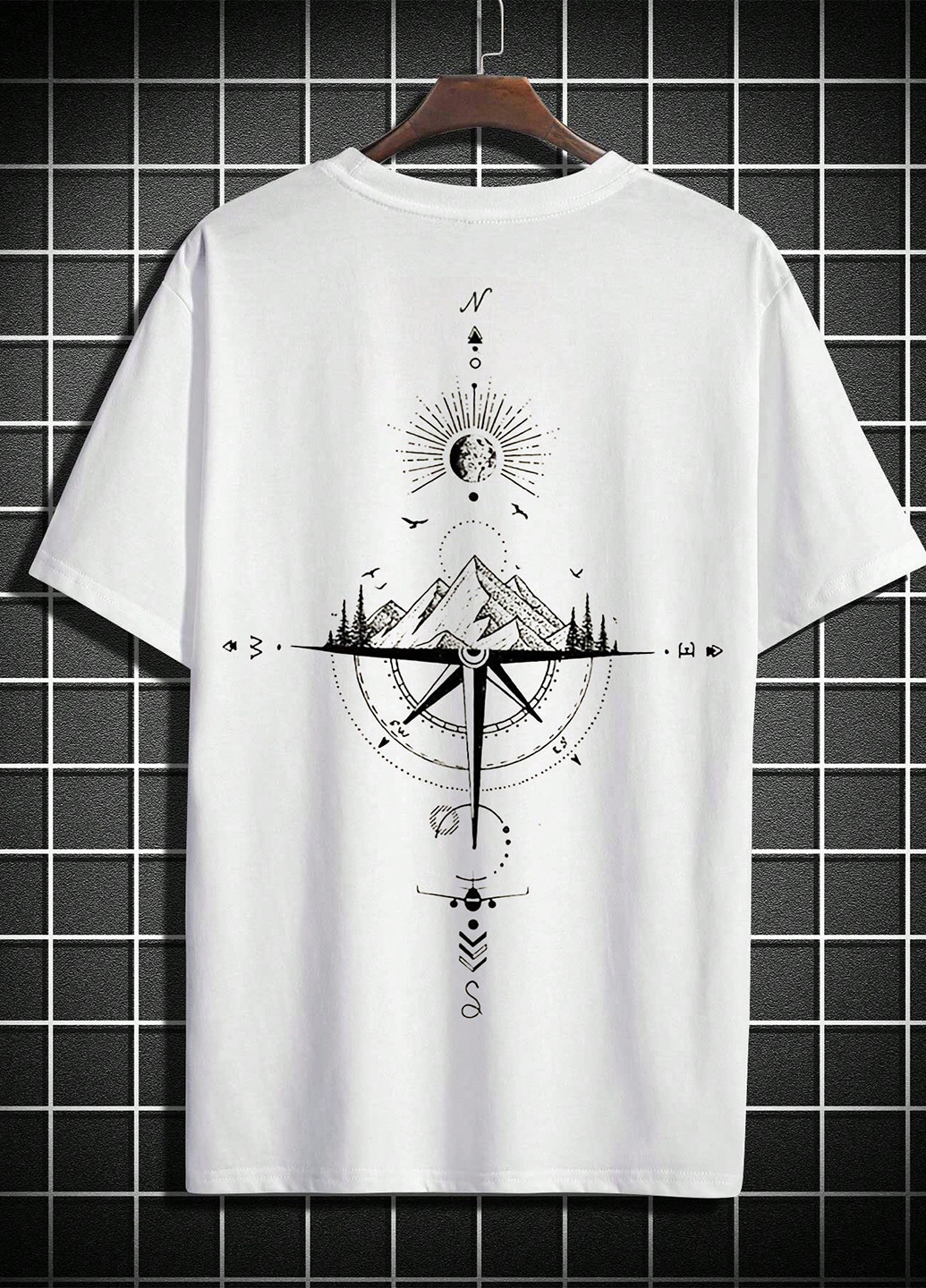 Белая футболка SHEIN