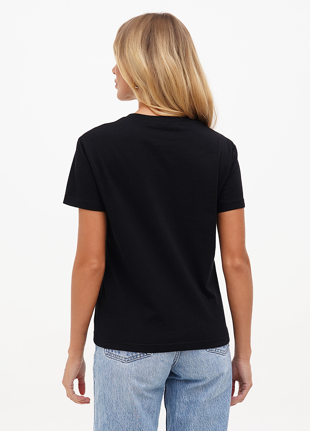 Черная всесезон футболка женская базовая KASTA design