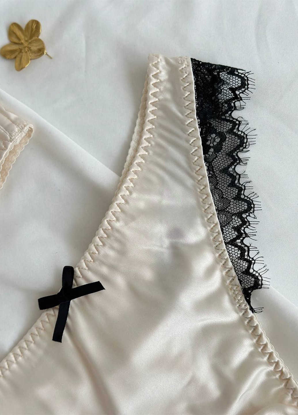 Белый демисезонный комплект (бюстгальтер, трусики) NOVA VEGA