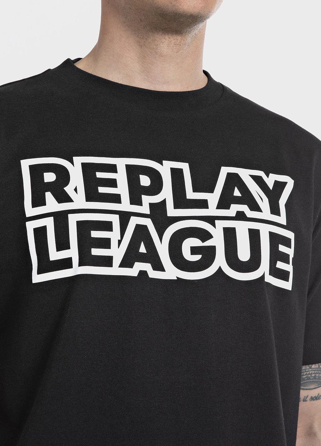 Черная футболка Replay