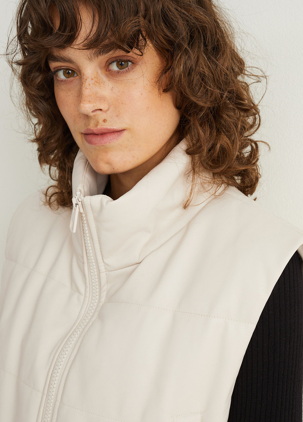 Жилет C&A (352938948)