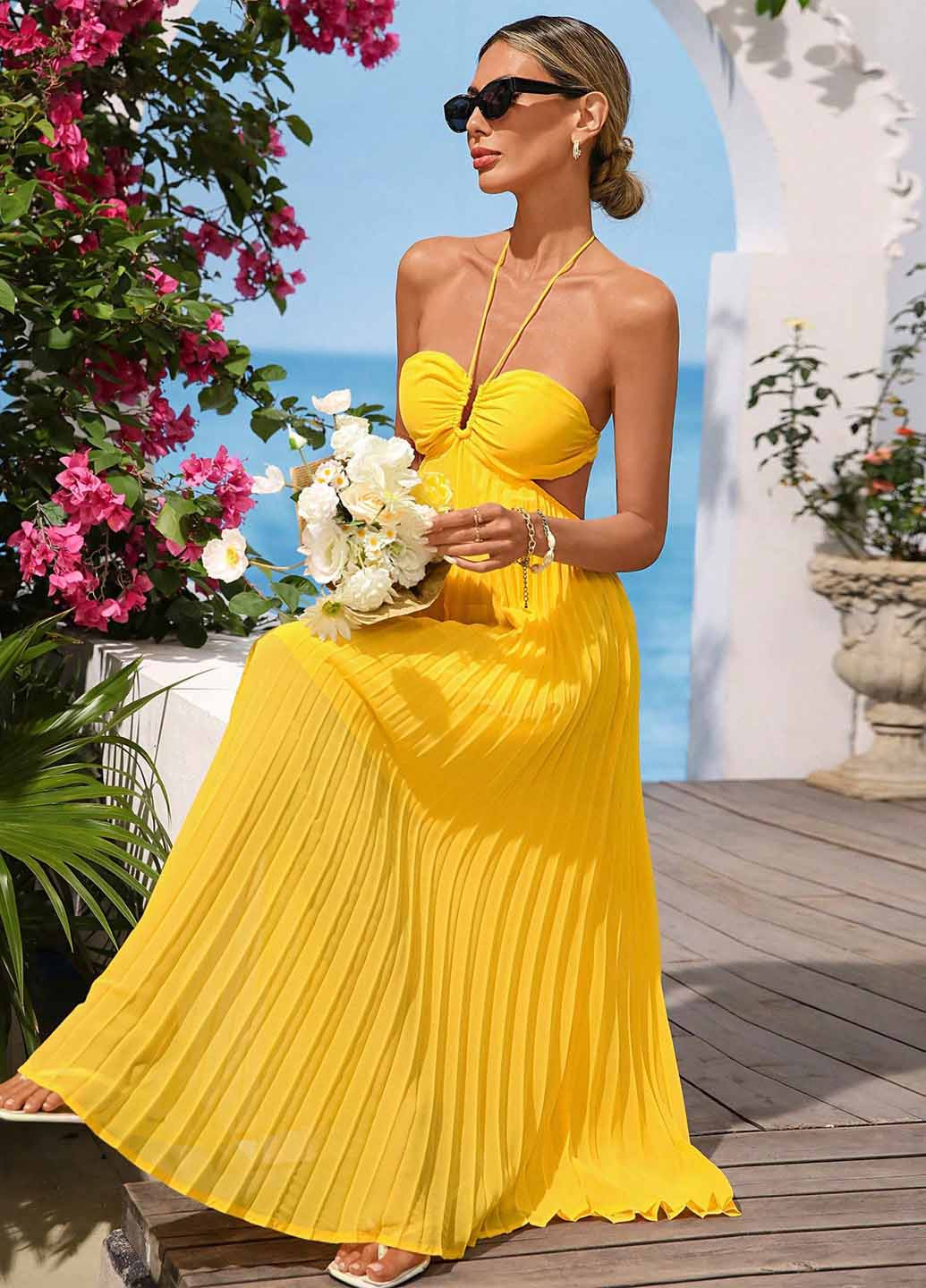 Желтое праздничный, кэжуал платье плиссированное, с открытой спиной SHEIN однотонное