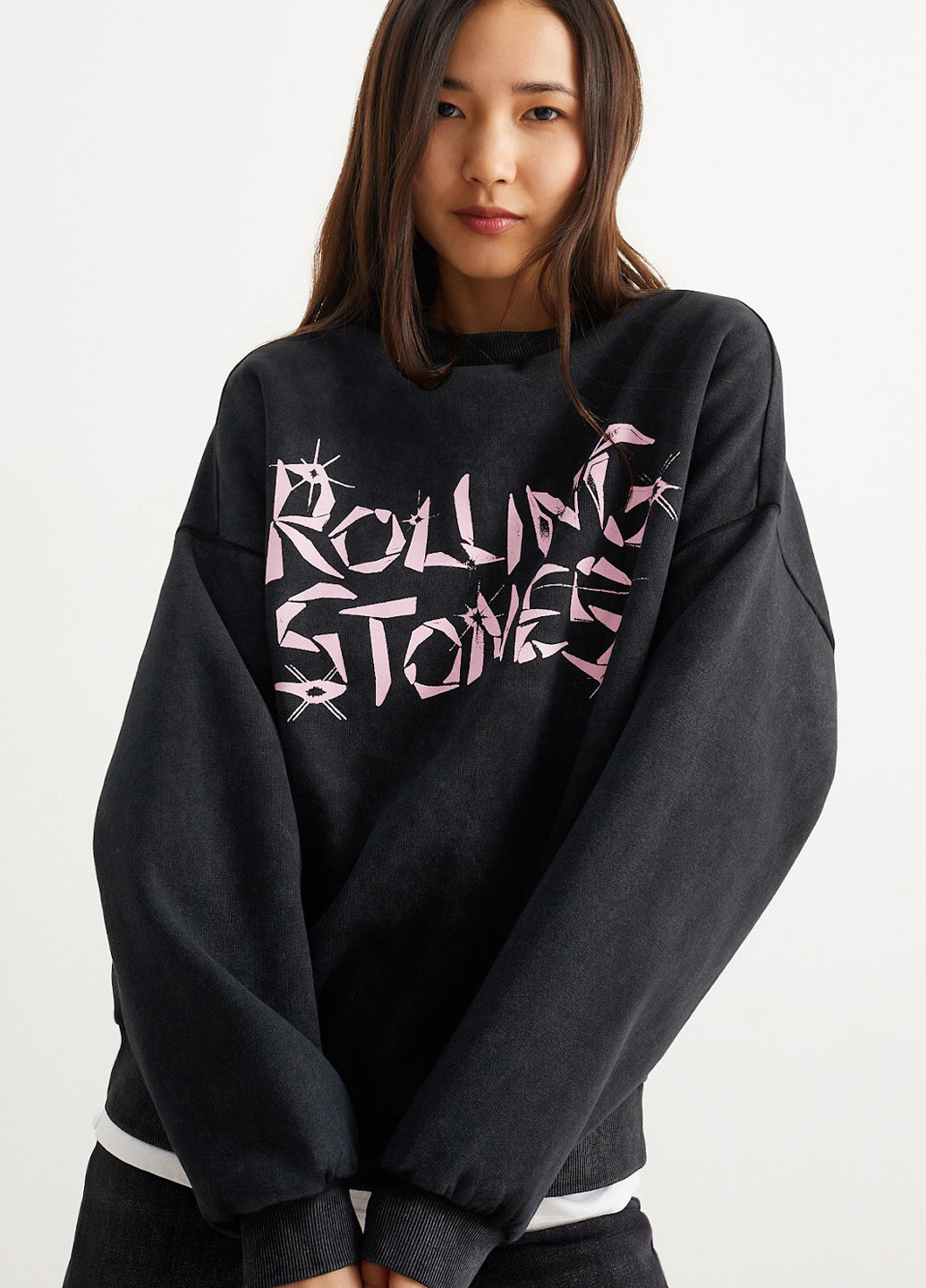 Чорний світшот C&A рок-гурт без декору (322945561)