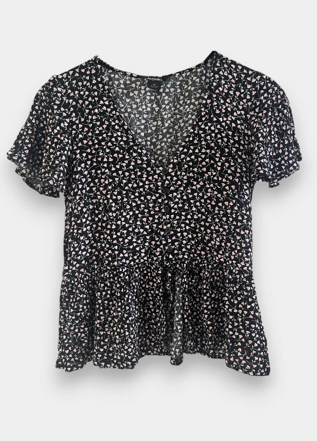 Чорна блуза з баскою Monki