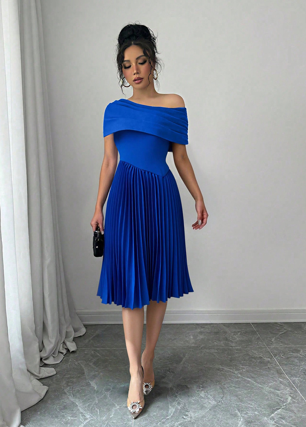 Синя вечірня сукня з спідницею-сонце, на одне плече, плісована SHEIN однотонна