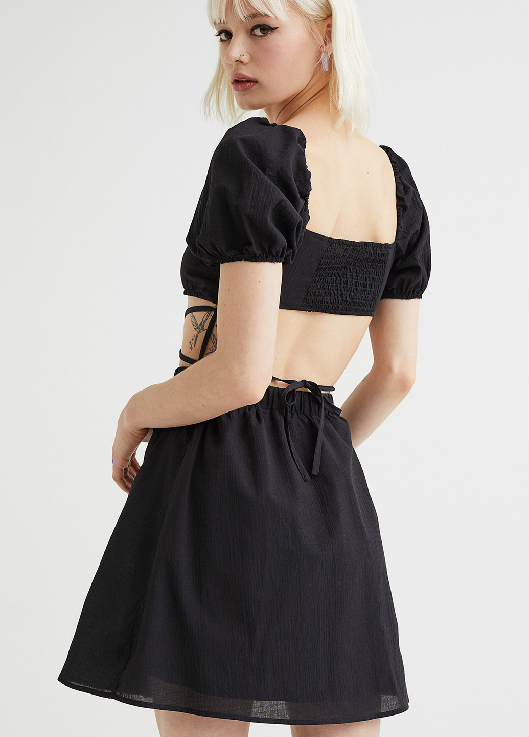 Чорна кежуал сукня H&M однотонна