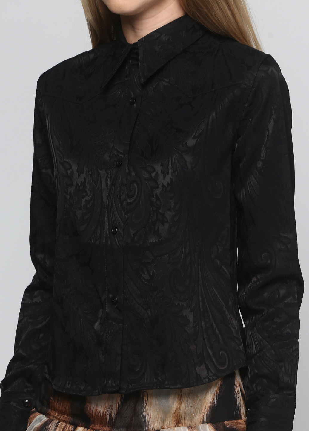 Черная кэжуал рубашка с орнаментом Futuro