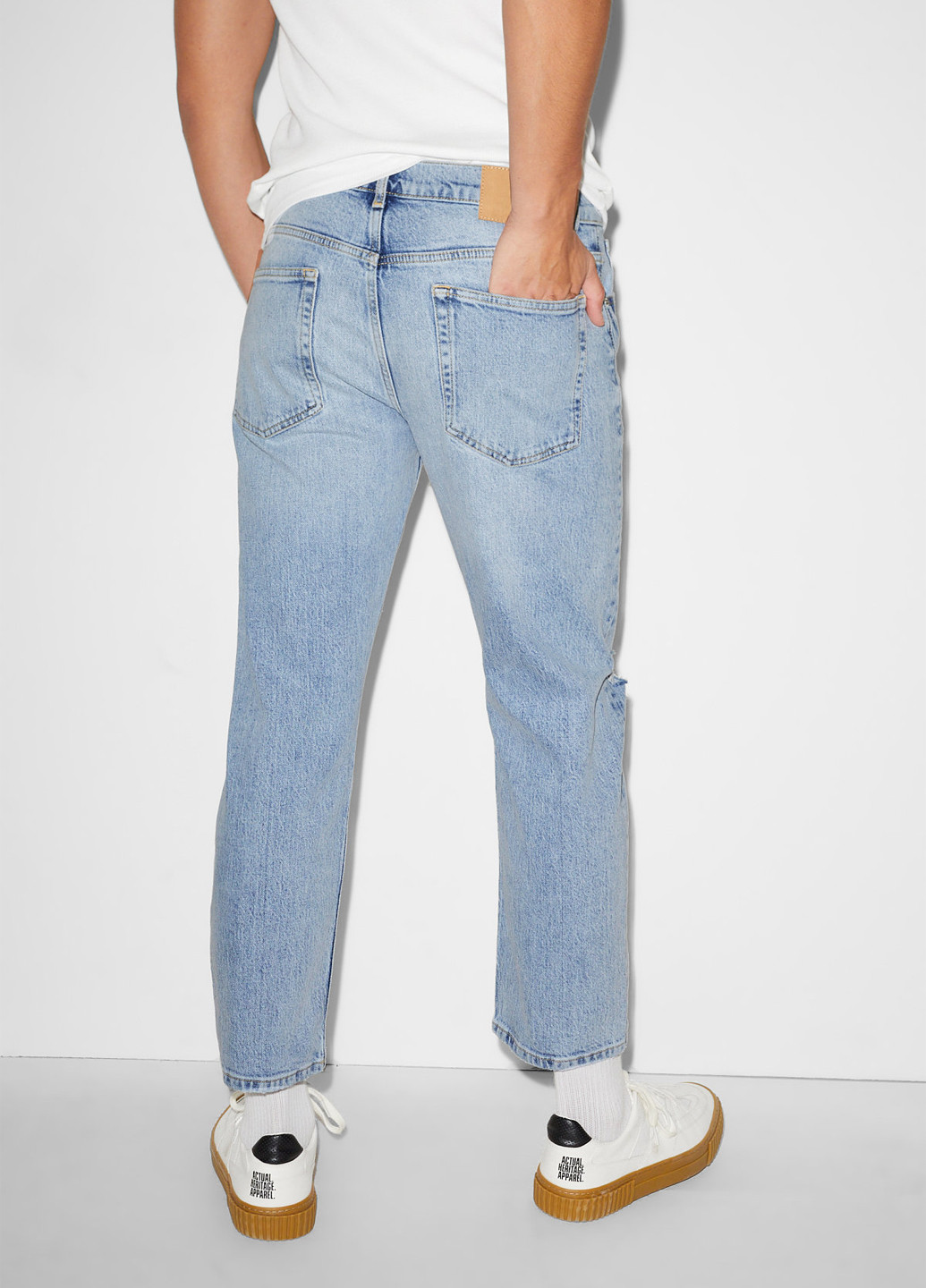 Голубые демисезонные регюлар фит джинсы C&A