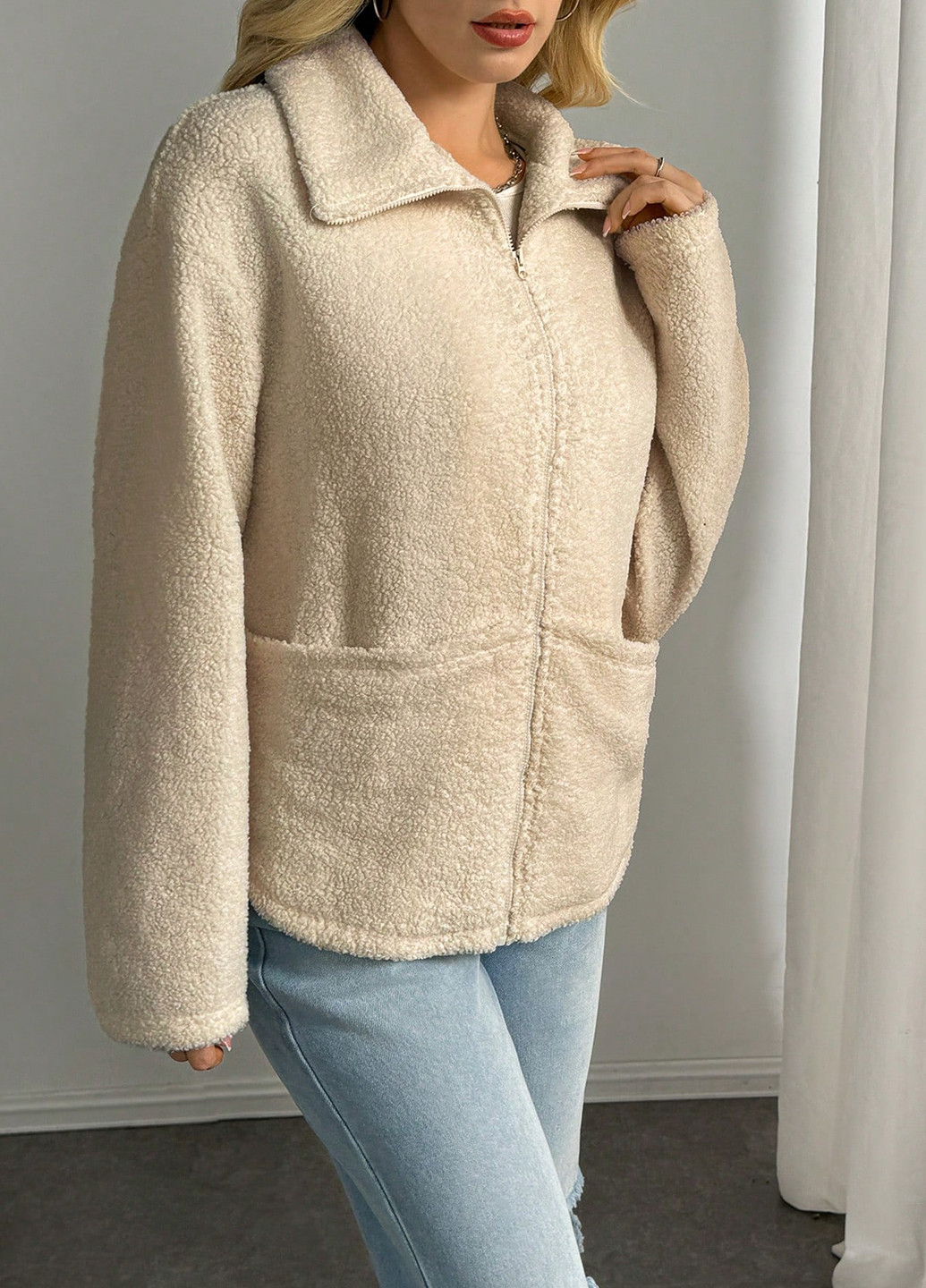 Бежевая демисезонная куртка куртка-пиджак SHEIN