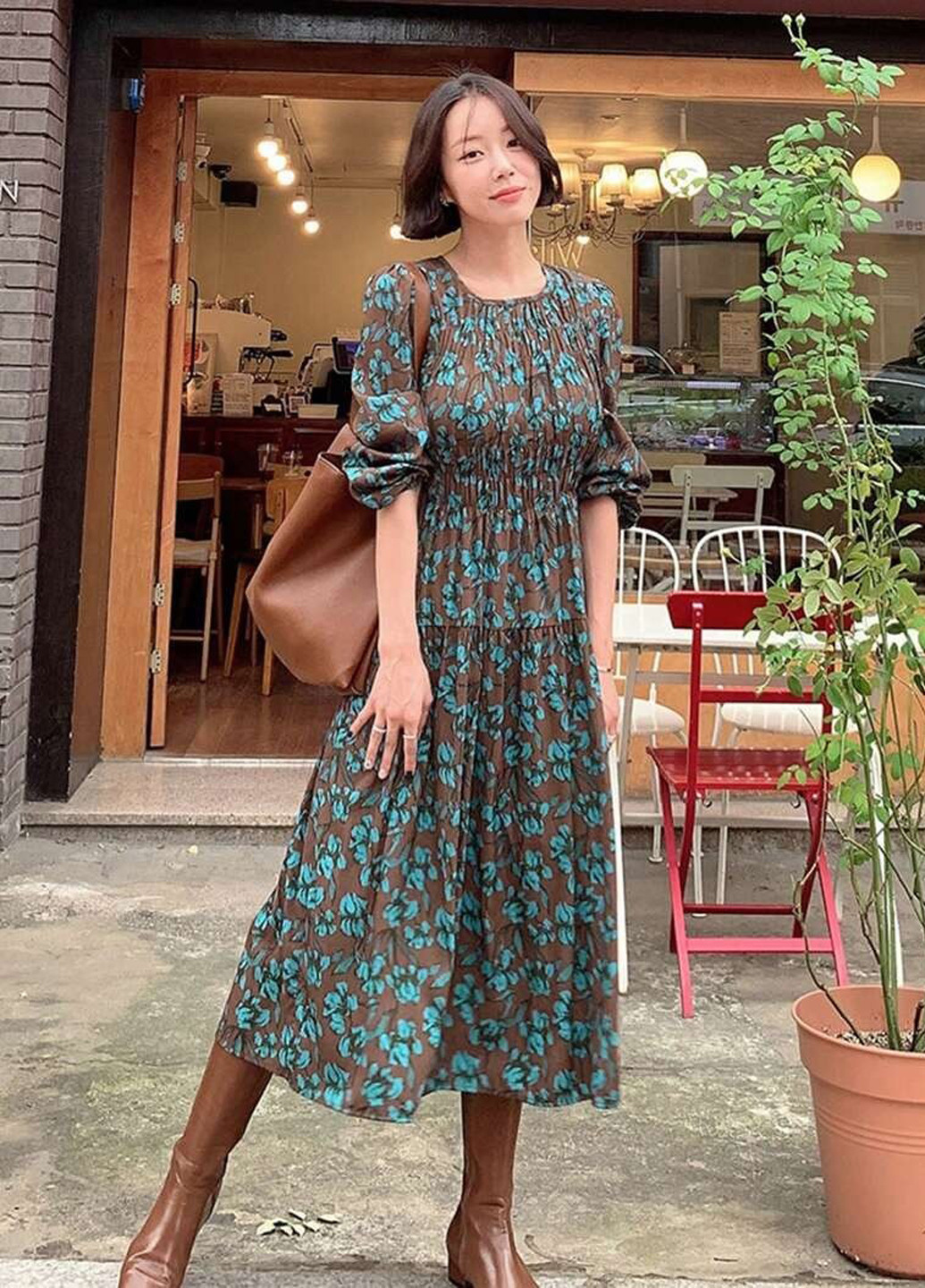 Коричнева кежуал сукня Dazy з квітковим принтом