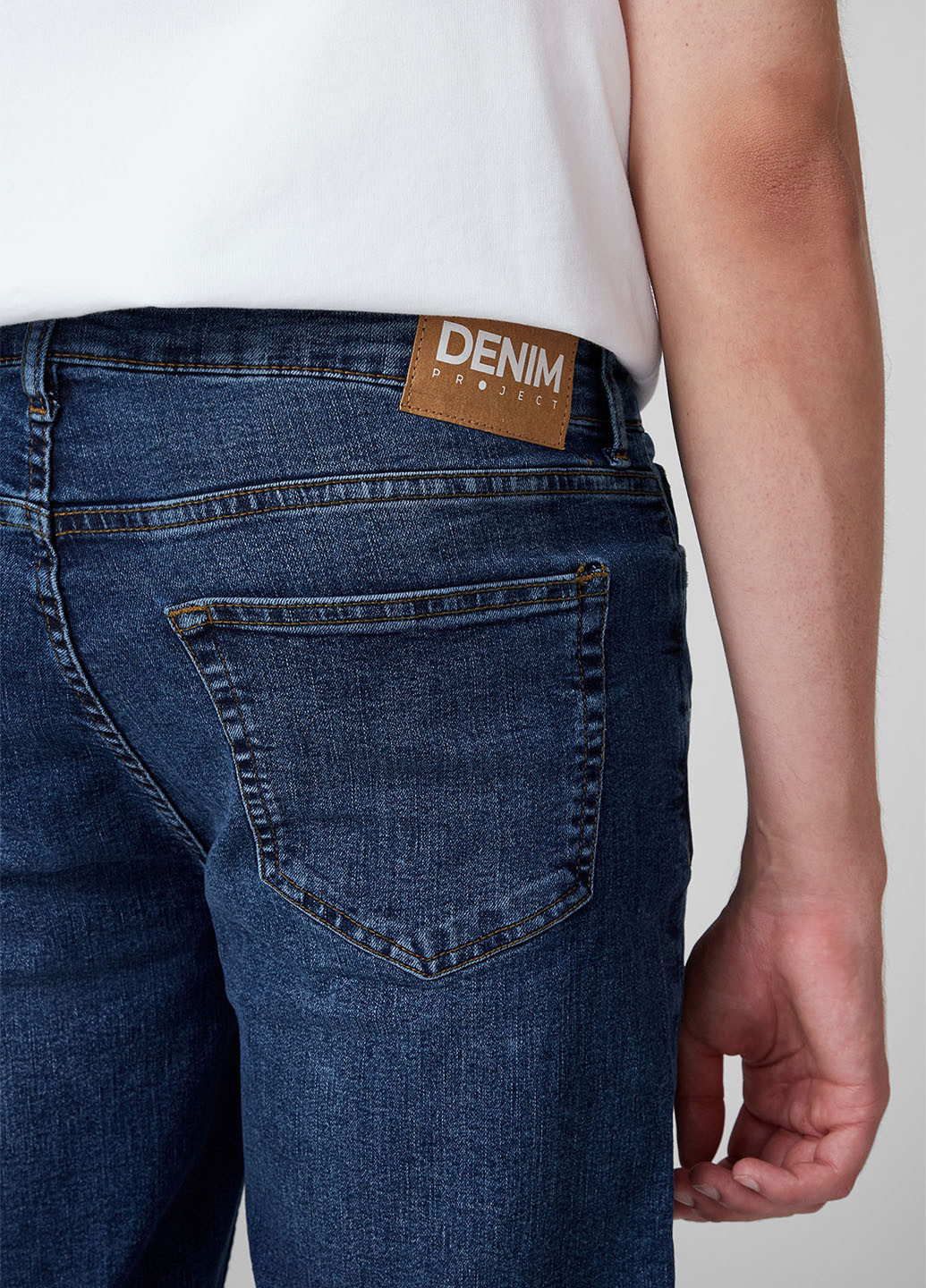 Синие демисезонные зауженные джинсы Denim Project