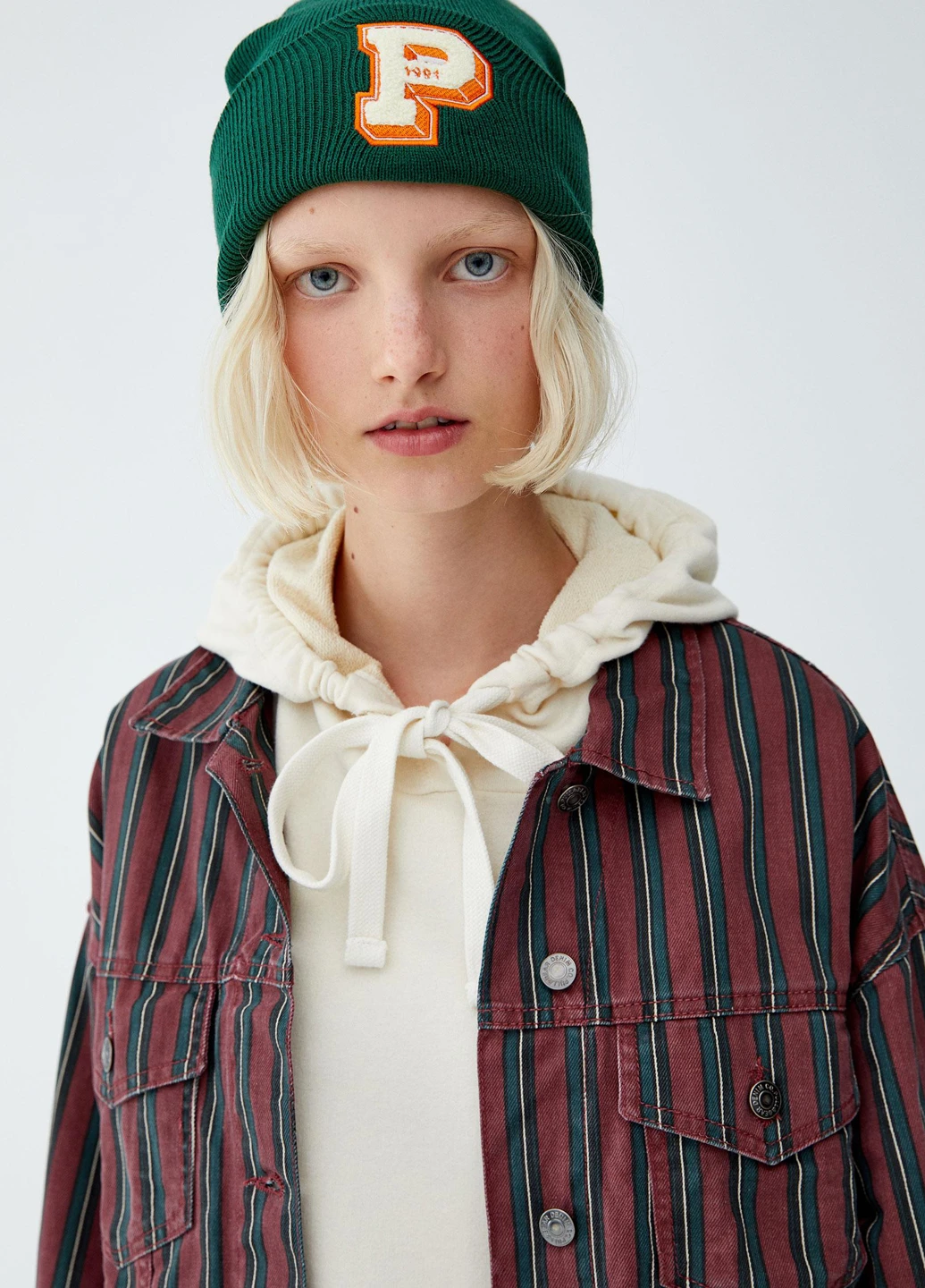 Вітрівка Pull & Bear (243184805}