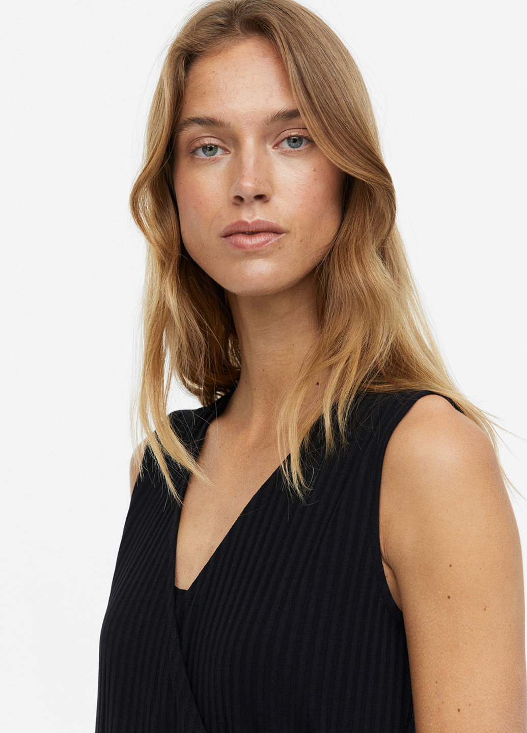 Черное кэжуал платье для кормящих на запах H&M однотонное