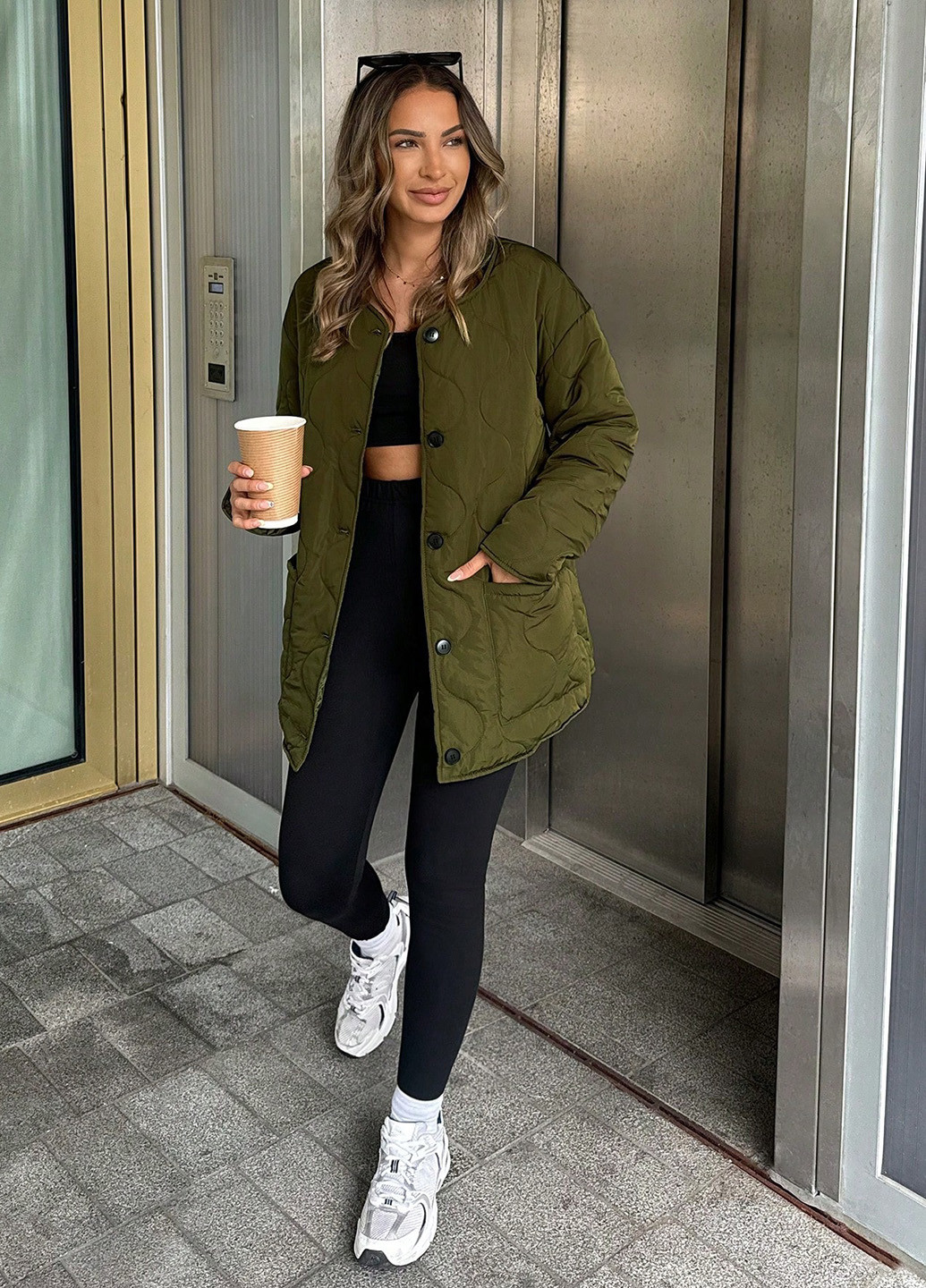 Оливкова (хакі) зимня куртка SHEIN