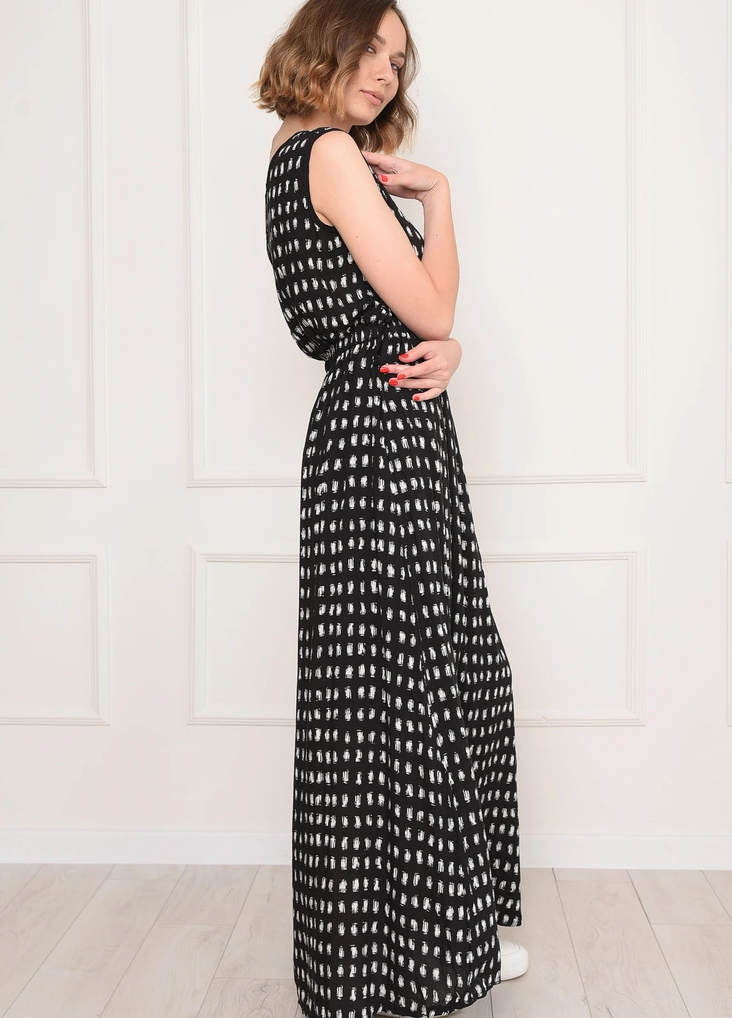 Черное кэжуал платье Let's Shop однотонное
