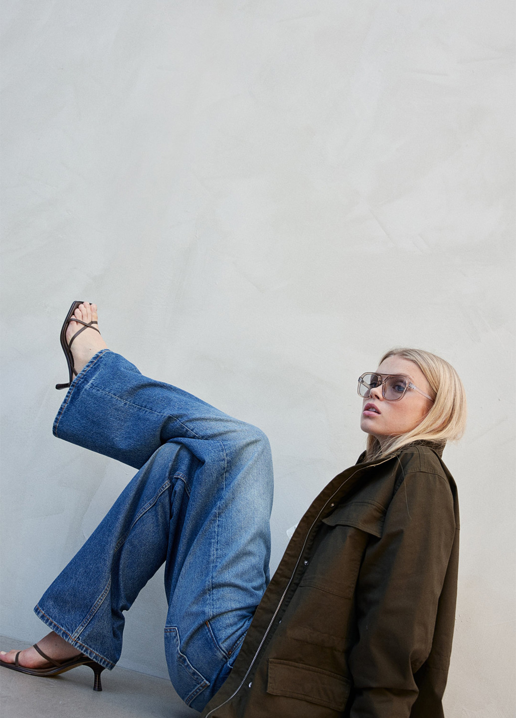 Коричнева демісезонна куртка H&M