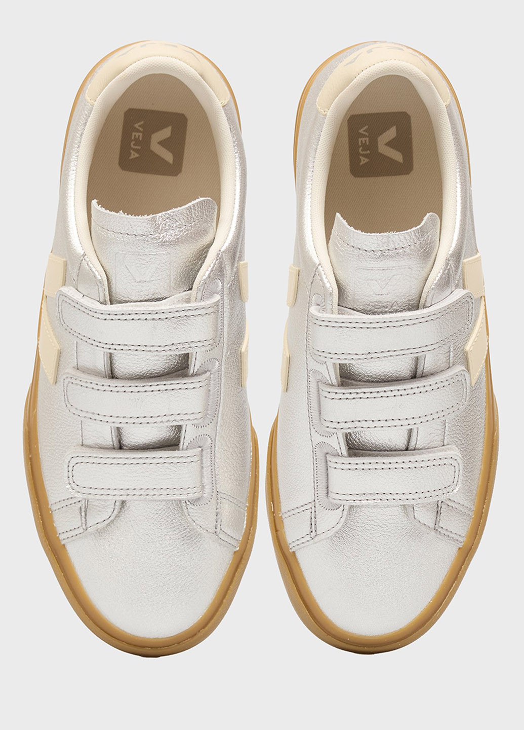 Срібні кеди Veja