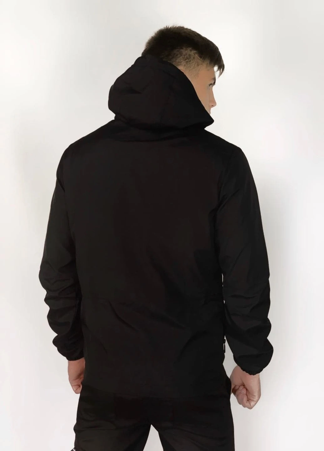 Чорний демісезонний костюм softshell light чорний Intruder