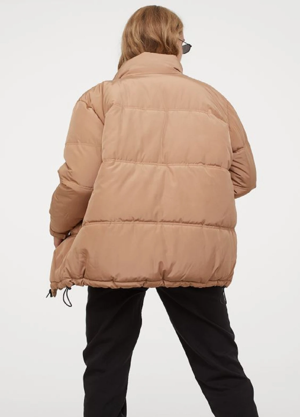 Бежевая зимняя куртка H&M
