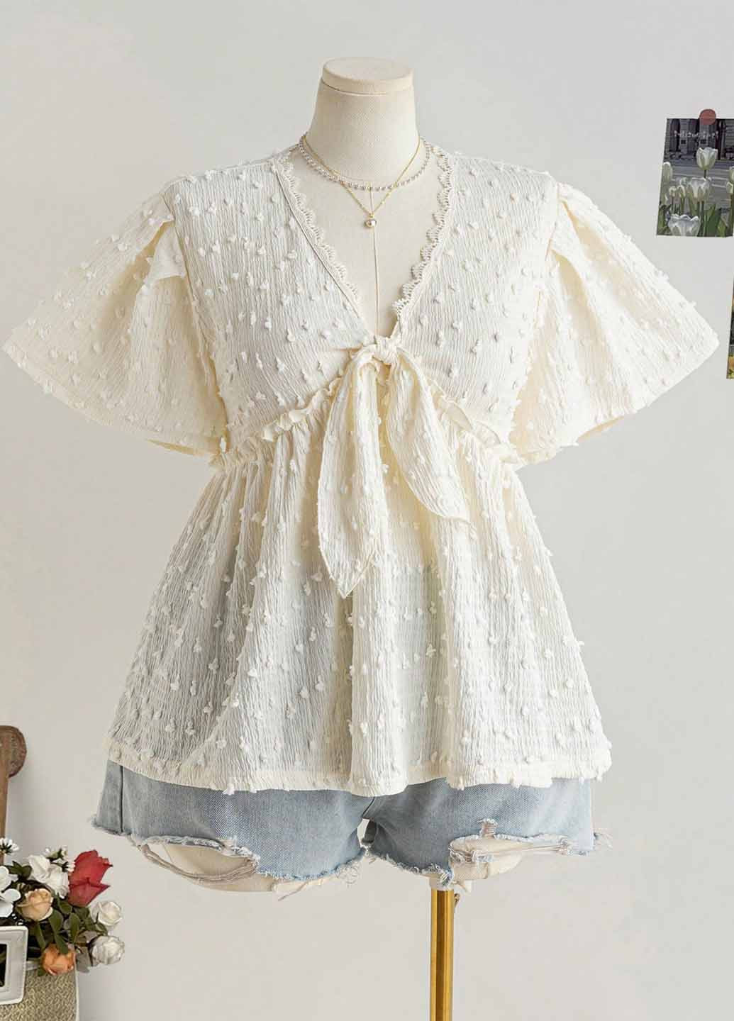 Молочная блуза SHEIN