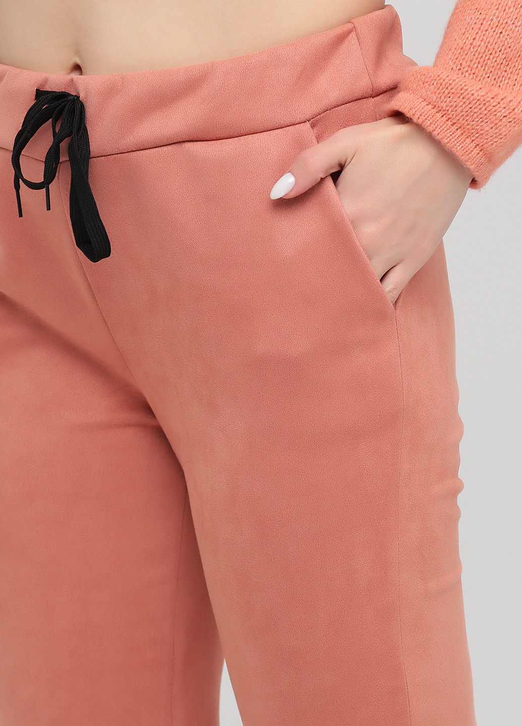 Персиковые кэжуал демисезонные зауженные брюки Ilma