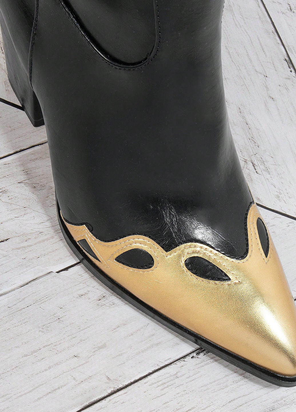 Осенние сапоги казаки SHEIN