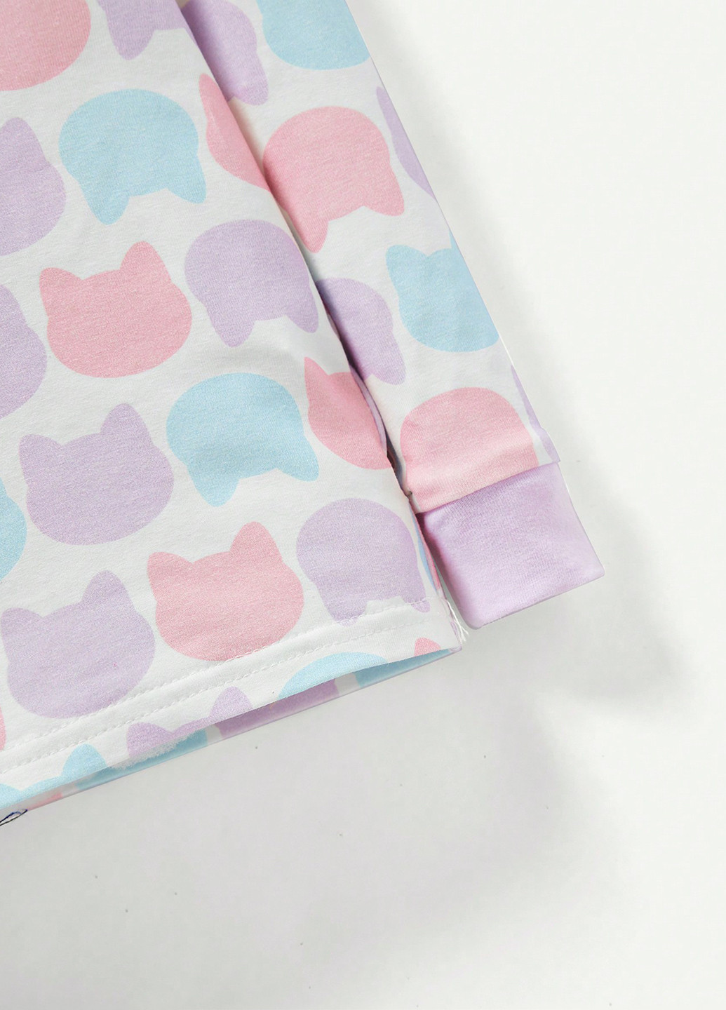 Комбинированная всесезон пижама (лонгслив, брюки) лонгслив + брюки SHEIN