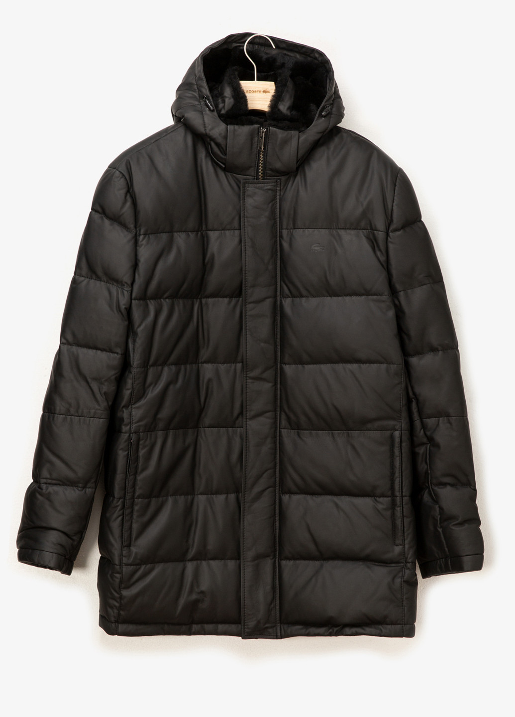 Чорна зимня куртка Lacoste