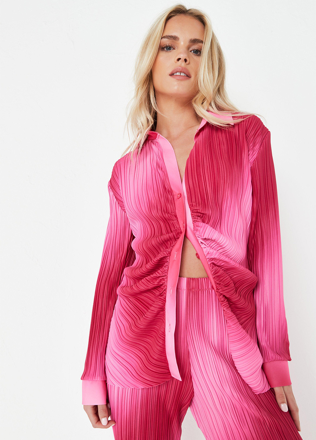 Розовая блуза Missguided