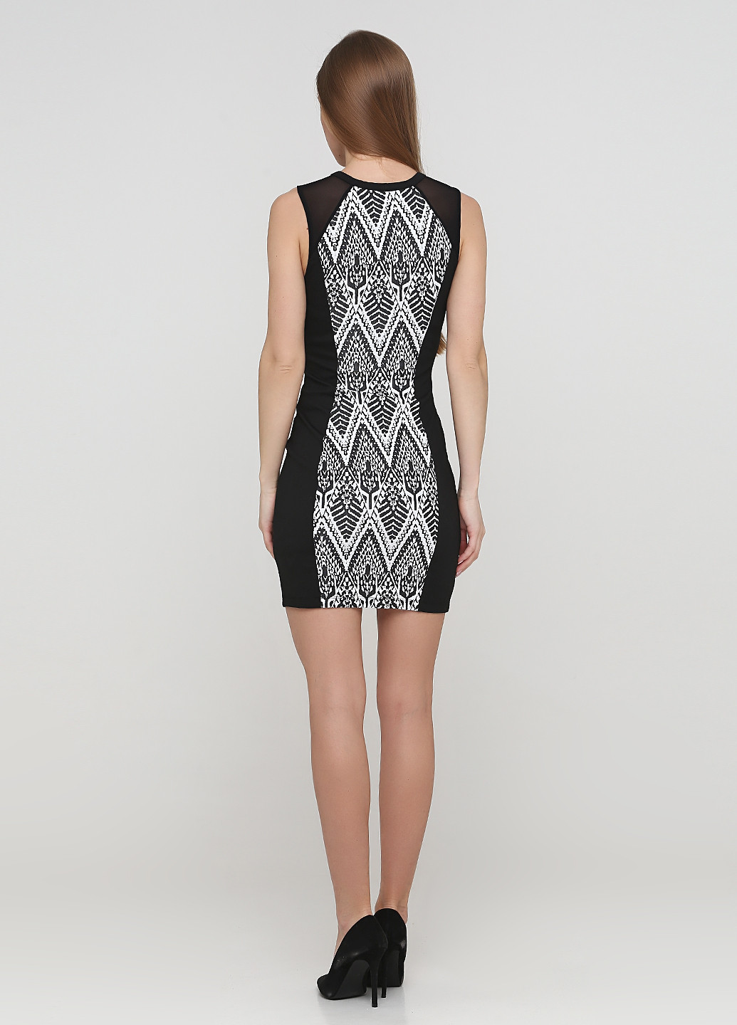 Черно-белое кэжуал платье футляр H&M с абстрактным узором
