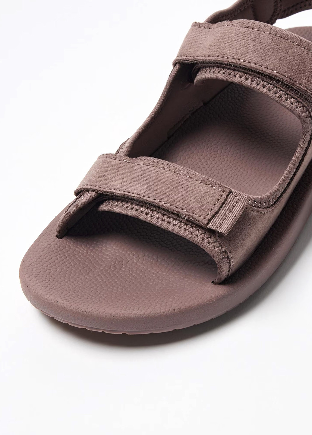 Сандалії Uniqlo (297002189)