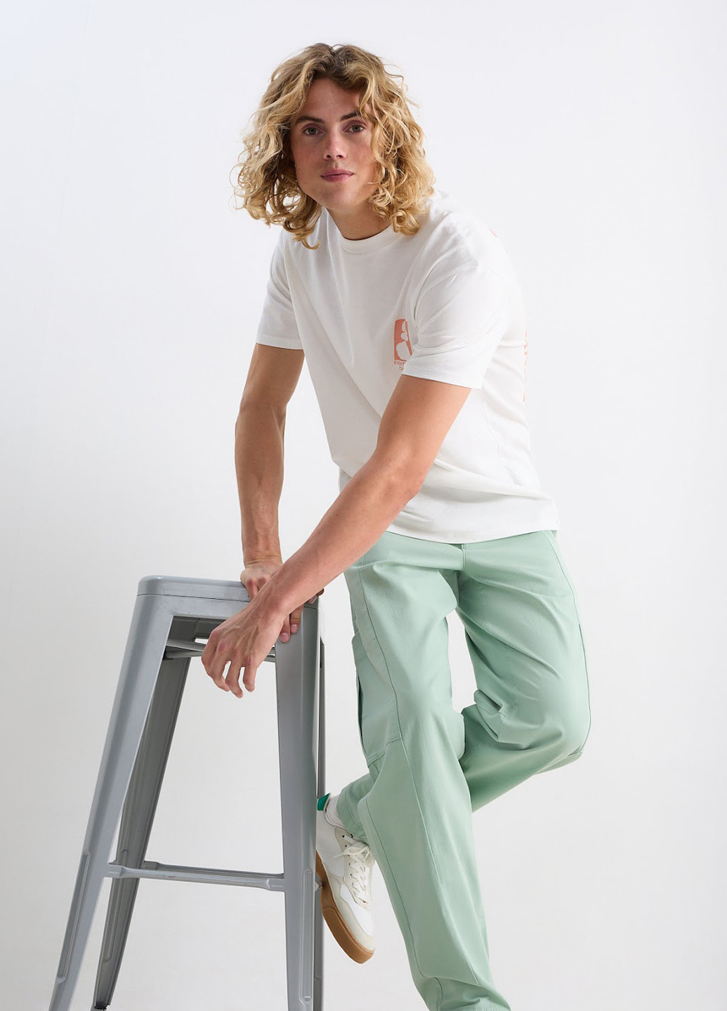 Белая футболка C&A