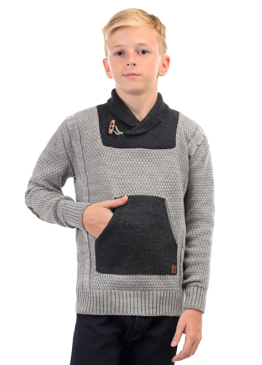 Серый демисезонный пуловер пуловер SVTR
