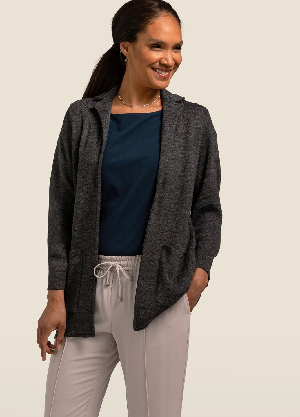 Темно-серый демисезонный кардиган Design Collective