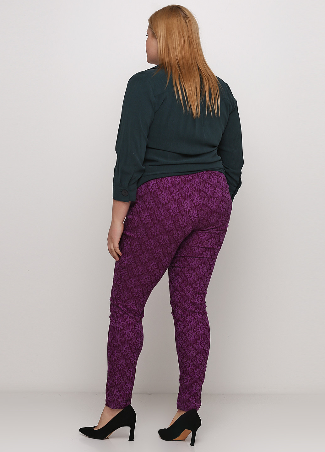 Фиолетовые кэжуал демисезонные зауженные брюки Ciso